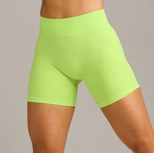 Oner Active Apple Green Effortless Shorts - Size XL